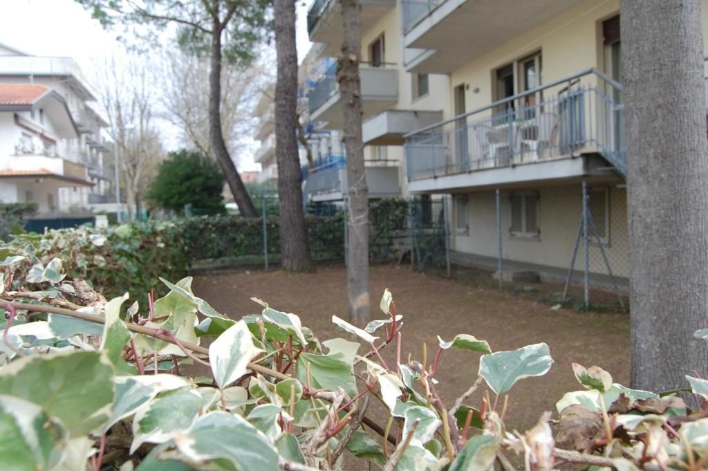 Hotel 21 Riccione Exterior photo